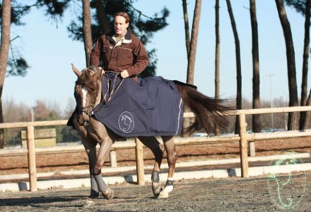 La jupe d'équitation inventée par Michel Manhes